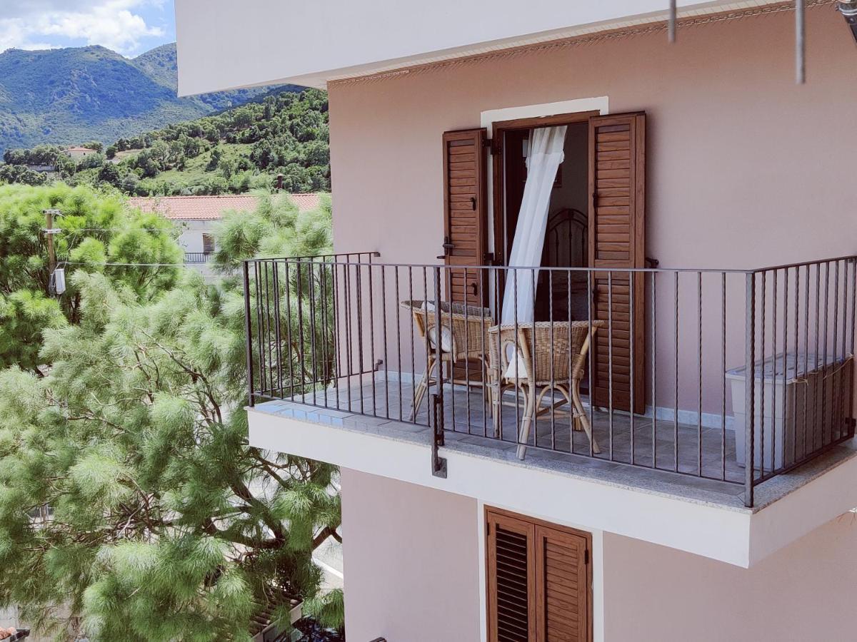 Rooms&Terraces Urzulei Zewnętrze zdjęcie
